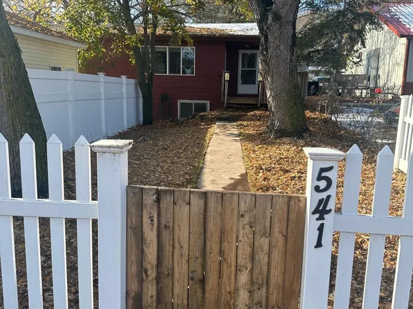 541 Oak Ave S, South Haven, MN 55382