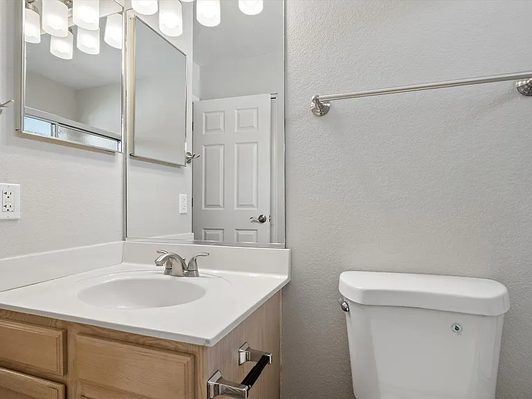 5936 E Phelps Rd — Photo 29