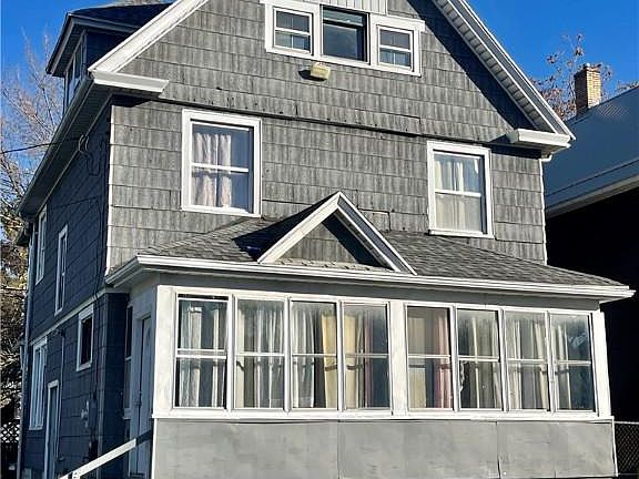 4th image of 54 Klueh St