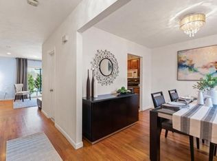 1 Charles St APT M, Reading, MA 01867