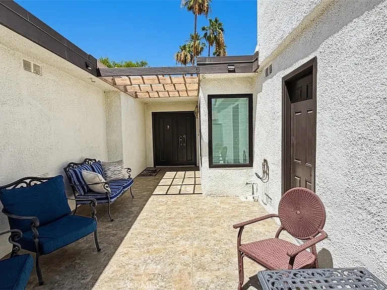 70 Durango Cir — Photo 3