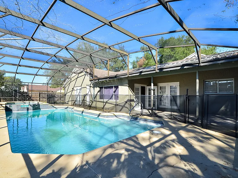 1400 Ponce De Leon Blvd — Photo 14