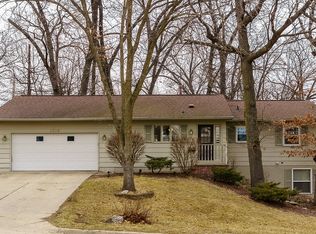 4308 Marilyn Dr NE, Cedar Rapids, IA 52402