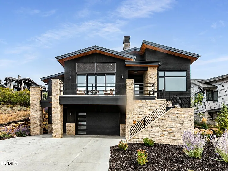 11332 N White Tail Ct — Photo 1
