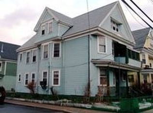15 Harvest Rd, Dorchester, MA 02125