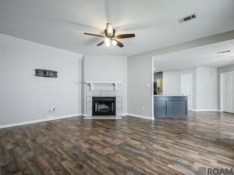3437 Myrtle Grove Dr — Photo 3