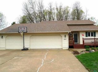 4401 S Magnolia Ave, Sioux Falls, SD 57103