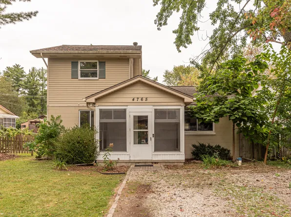 4765 Downing Dr, Pinckney, MI 48169