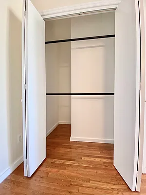 Rented by Maz Group NY | media 9