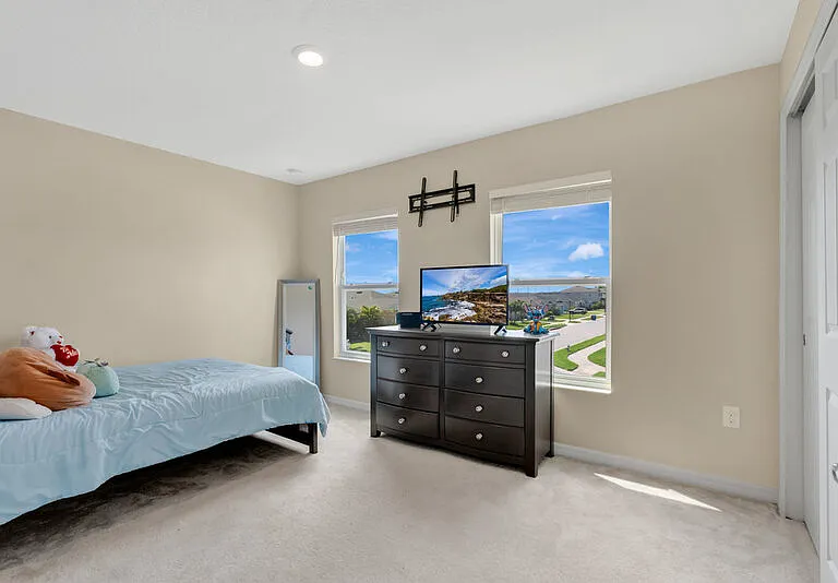 4894 Knoll Ln — Photo 11