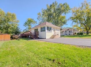 204 Barr Elms Ave, Joliet, IL 60433