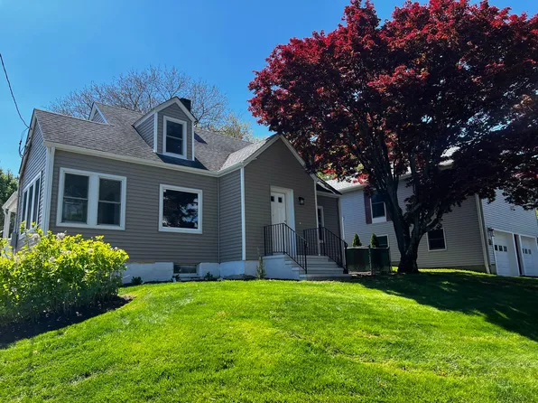 Gallagher Lane Condominium Inc, 8-15 Gallagher Ln #837ca901e, Danbury, CT 06810
