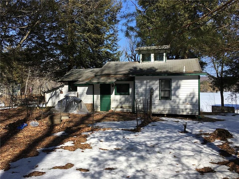 2nd image of 370 Frank Rd