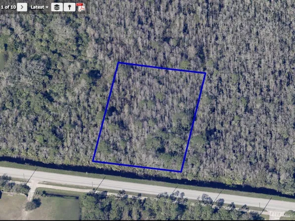 2310 Grant Rd, Grant, FL 32949