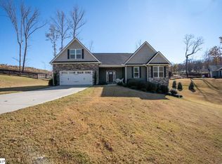 27 Lodge Way Travelers, Greenville, SC 29609