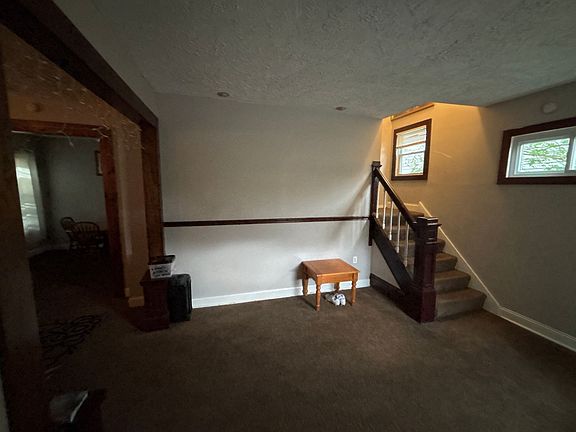 4th image of 3632 5th Ave S