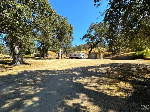 43910 Pine Flat Dr #B, California Hot Springs, CA 93207