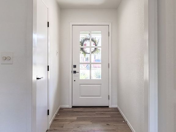 5th image of 1701 Pemelton Dr