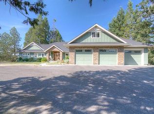 2250 Gaffney Way, Grants Pass, OR 97527