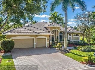 10110 NW 68th Ct, Parkland, FL 33076