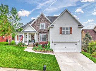 2002 Crye Crest Cv, Spring Hill, TN 37174