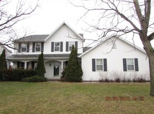 2421 W Seneca Dr, Appleton, WI 54914