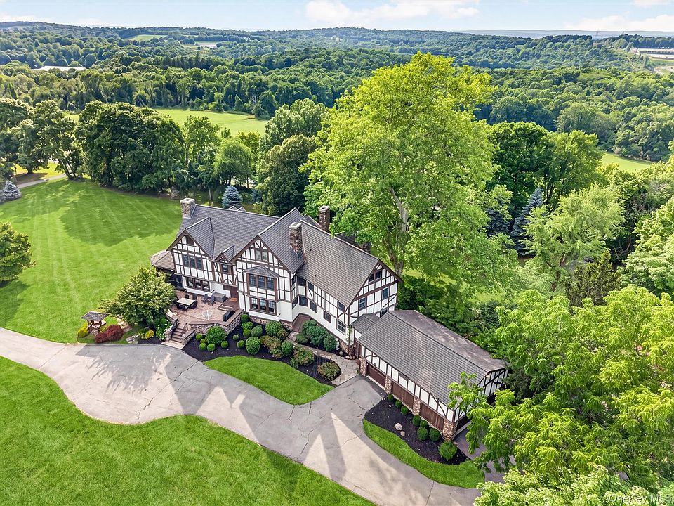 1st image of 157 Arcadia Road