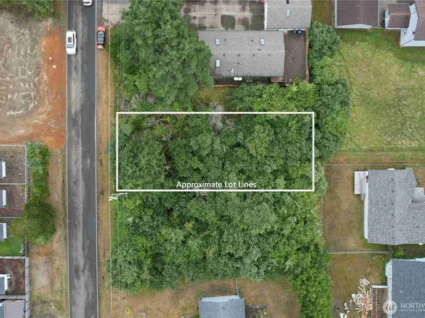 561 Dolphin Avenue NE, Ocean Shores, WA 98569