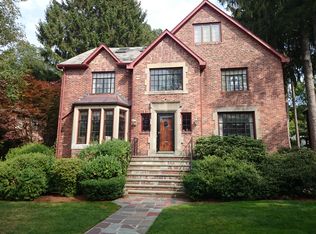 79 Woodchester Dr, Newton, MA 02467