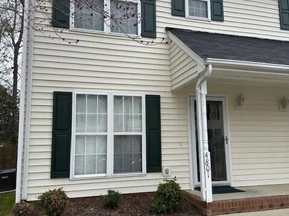 4801 Tanglewood Oaks St, Raleigh, NC 27610