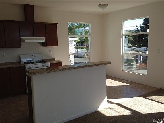 3rd image of 405 San Gabriel Dr