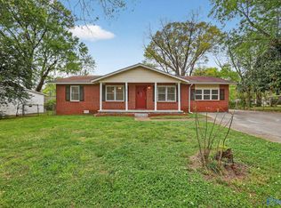 604 Murray Rd NW, Huntsville, AL 35811