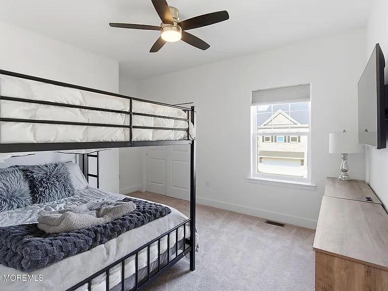 1402 Journey Ave — Photo 35
