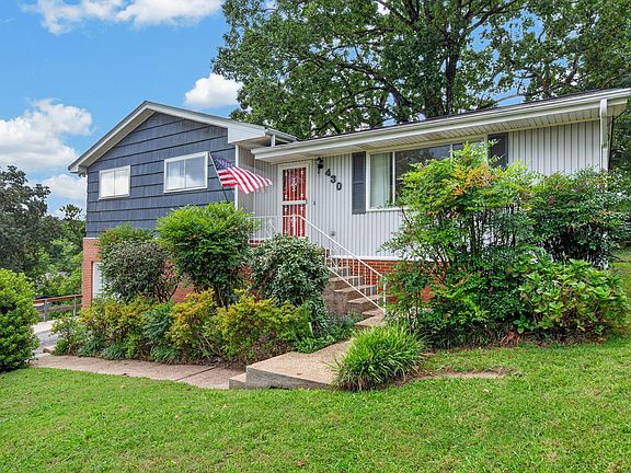 4th image of 430 Appian Way
