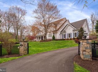 1916 Valley Wood Rd, Mc Lean, VA 22101