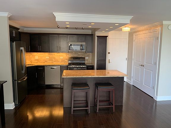 Full Picture of kitchen