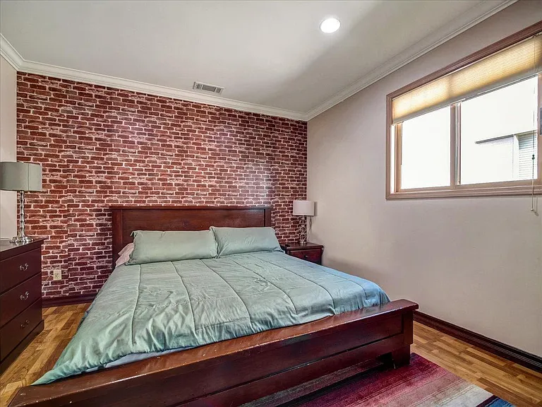 10769 Ohio Ave #Penthouse 2 — Photo 26