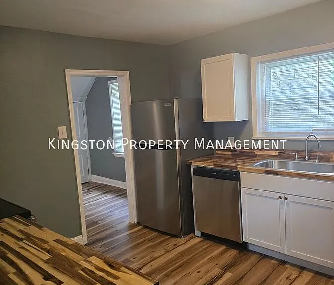 723 Charles Ave — Photo 1