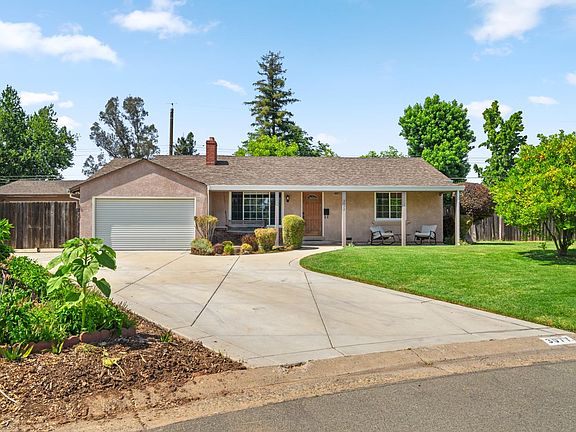 3rd image of 3077 Bertis Dr
