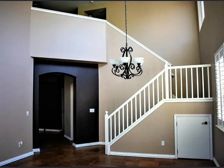 1341 Windsong Dr — Photo 3