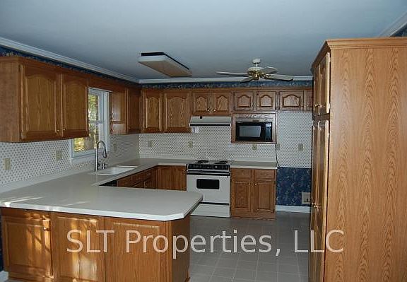 2nd image of 612 Braewyck Ln