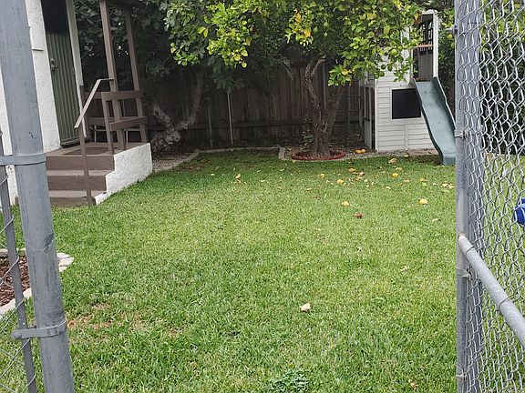 5th image of 1432 Pepper Dr