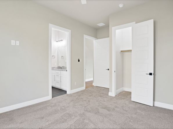 880 San Saba E, Midlothian, TX 76065