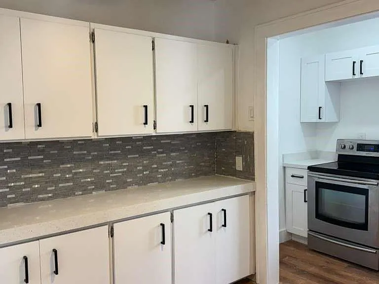 817 Tyler St #8 — Photo 9