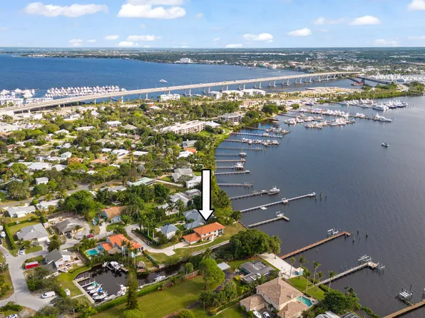 911 NW Sunset Terrace, Stuart, FL 34994