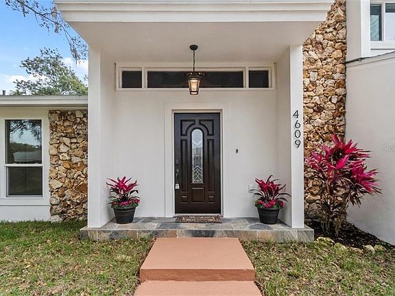 3rd image of 4609 Gatlin Oaks Ln