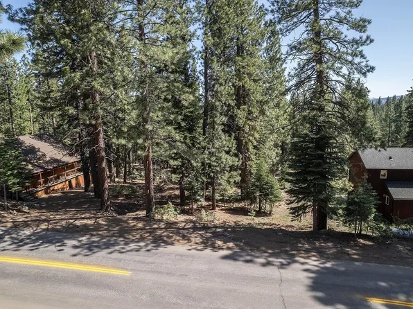 11979 Rainbow Dr, Truckee, CA 96161