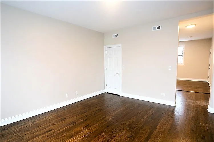 2228 N Sawyer Ave #2230-1W — Photo 5