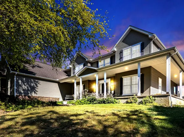 124 Hidden Hills Dr, Pataskala, OH 43062