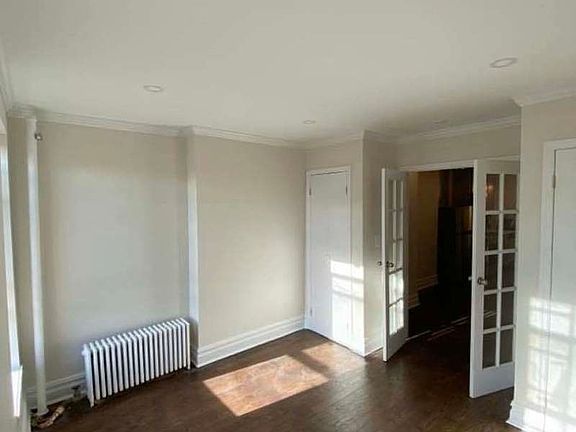 3rd image of 332 E 9th St #18A